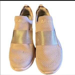 APL Womens Techloom Bliss Pink Mesh Panelling Slip On Sneakers Size 8